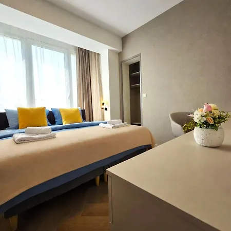 Апартамент Serdika Elegance - Quiet Luxury In *